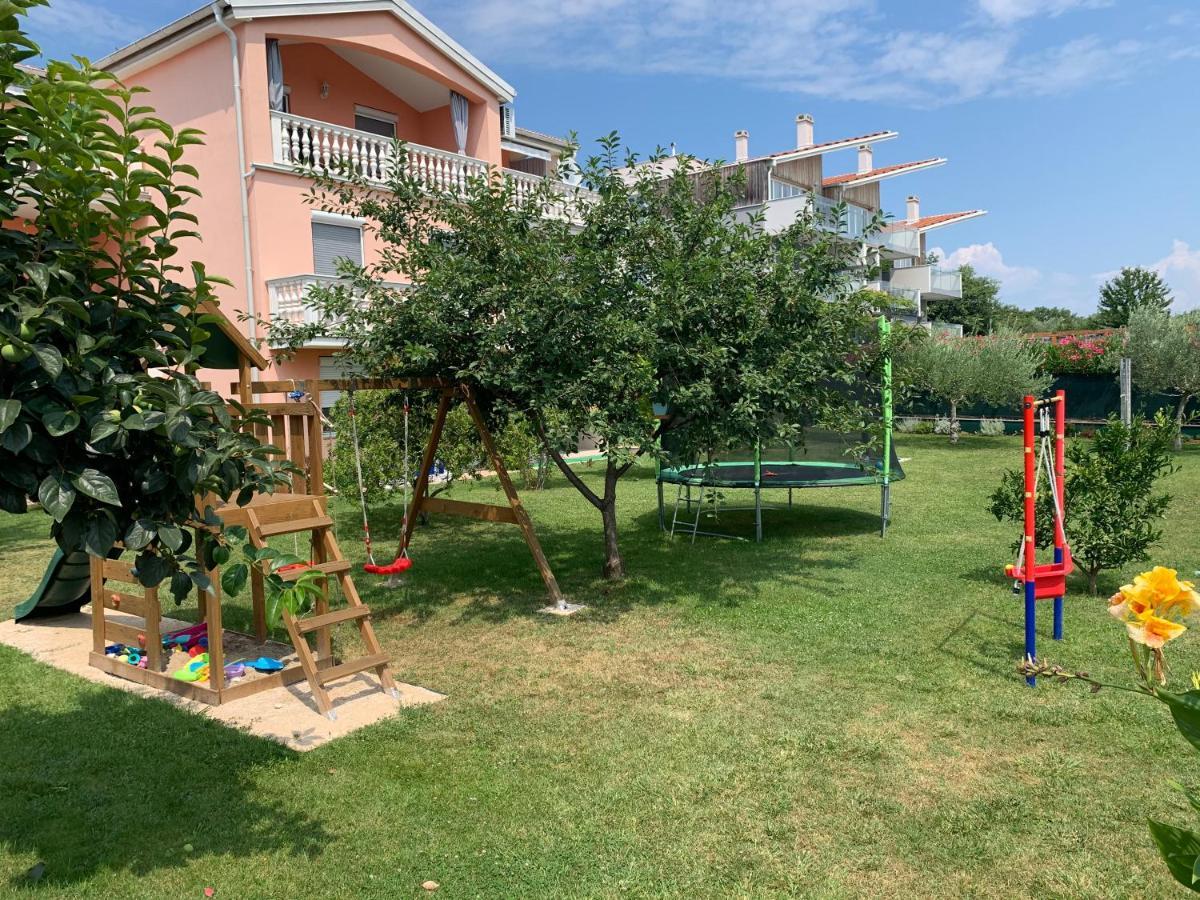 Apartments Rosa Умаг Екстер'єр фото