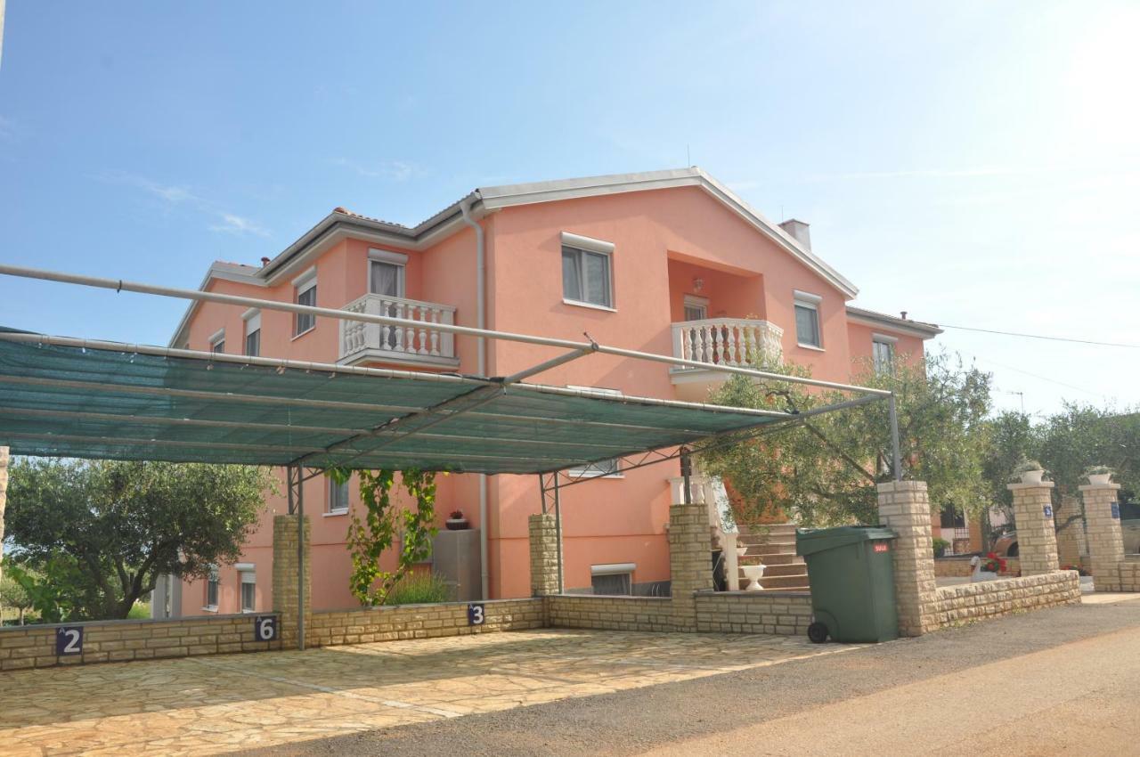 Apartments Rosa Умаг Екстер'єр фото